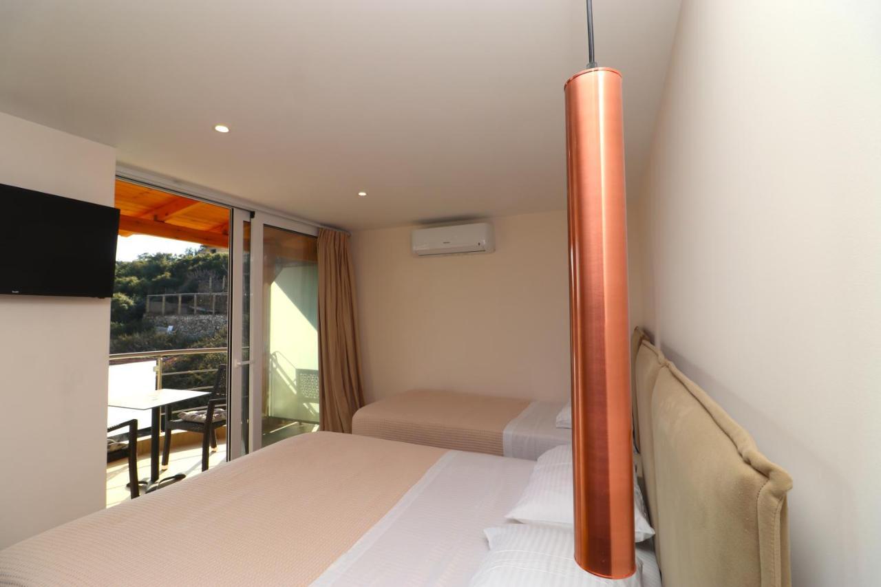Fegi Rooms Himare Ngoại thất bức ảnh