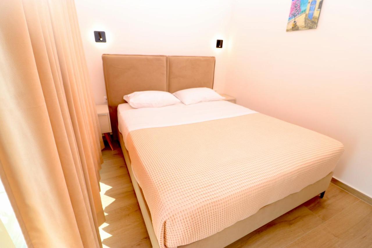 Fegi Rooms Himare Ngoại thất bức ảnh
