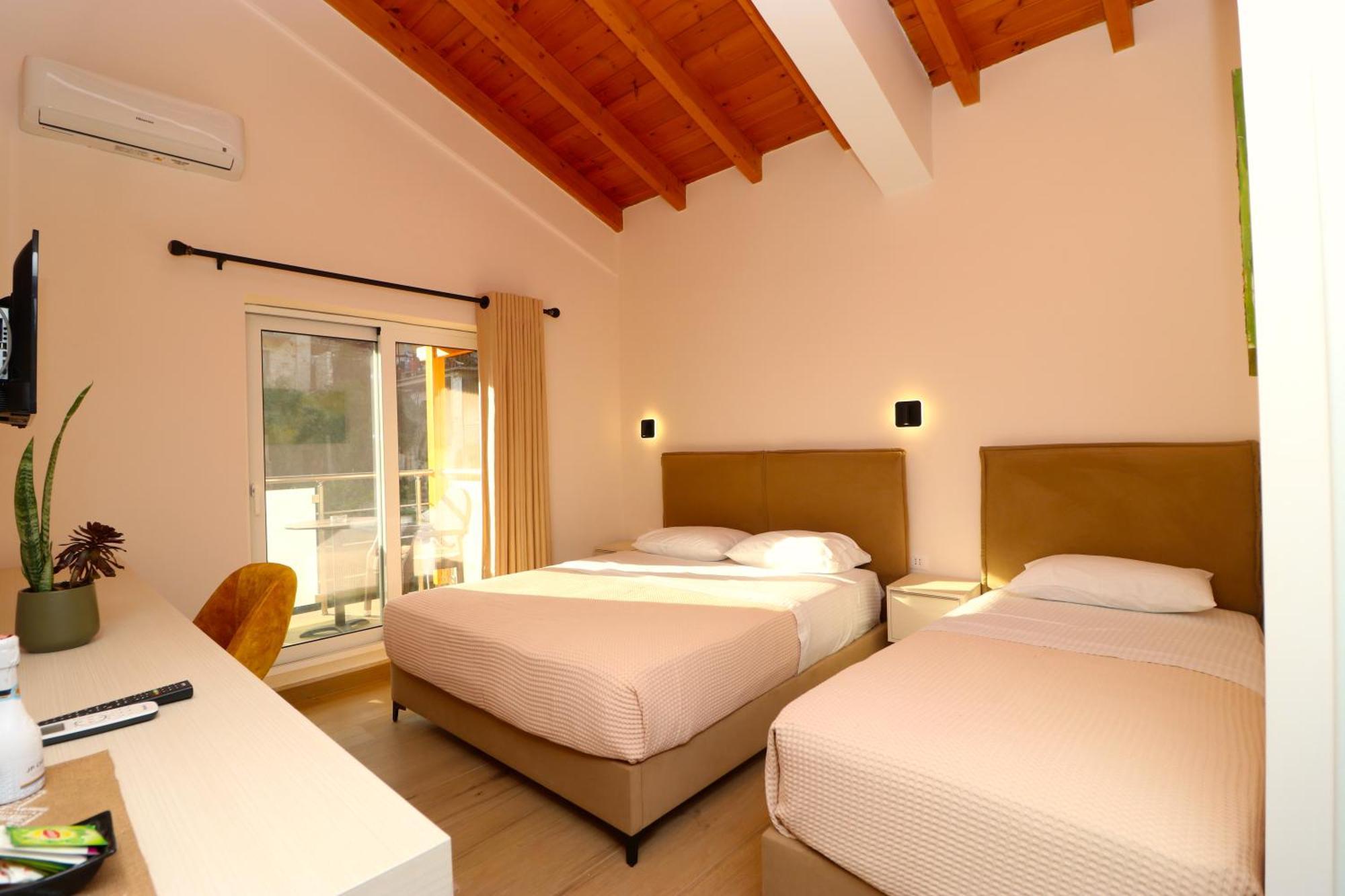 Fegi Rooms Himare Ngoại thất bức ảnh