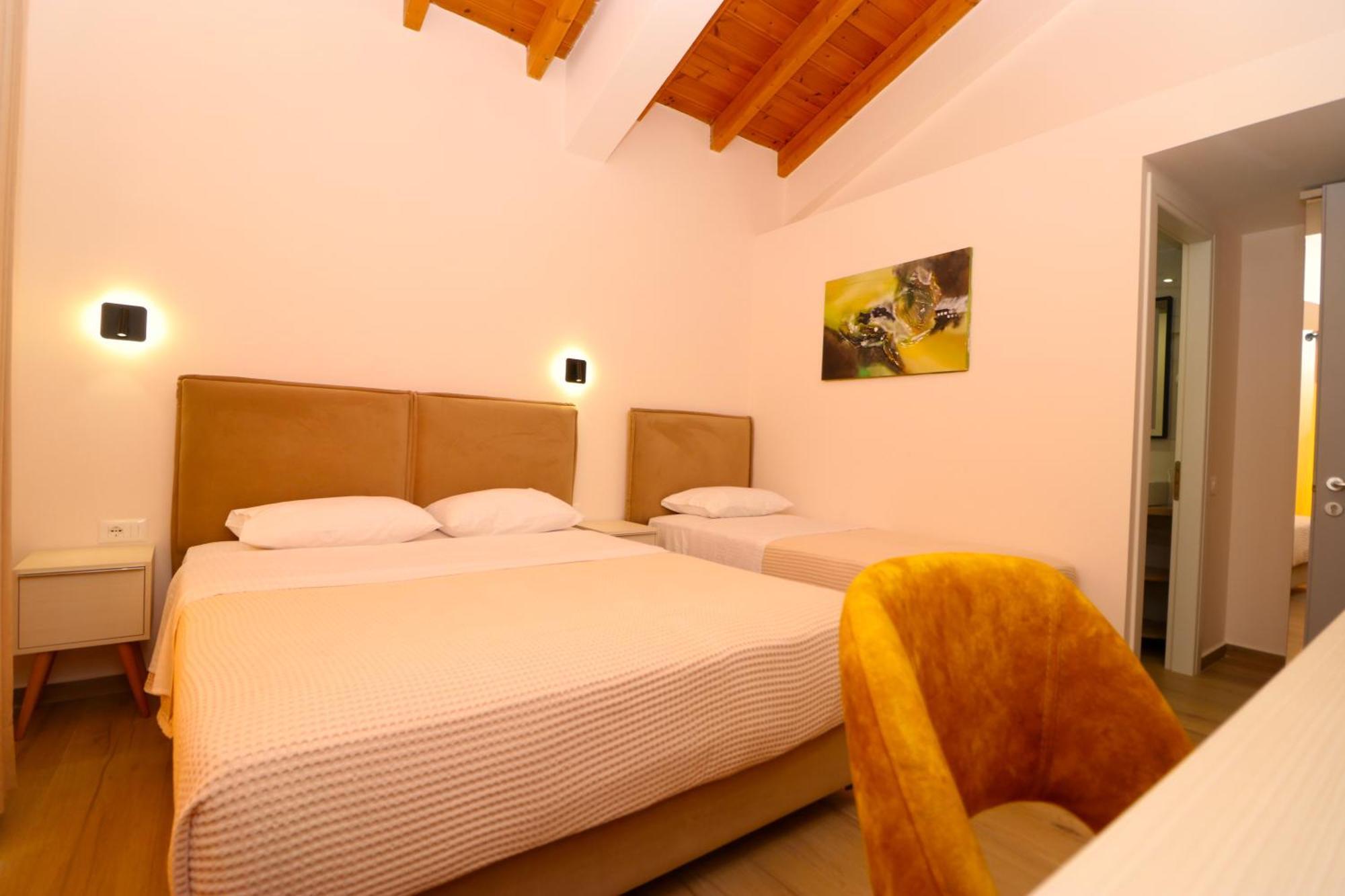 Fegi Rooms Himare Ngoại thất bức ảnh