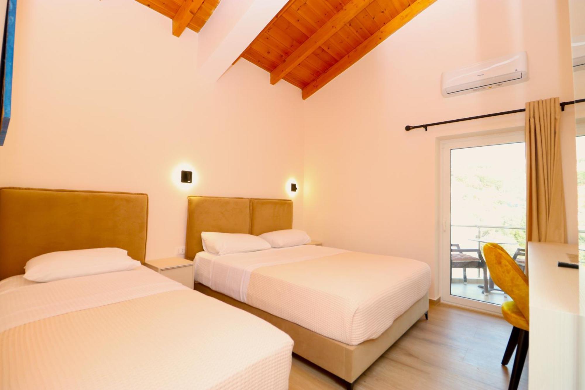 Fegi Rooms Himare Ngoại thất bức ảnh