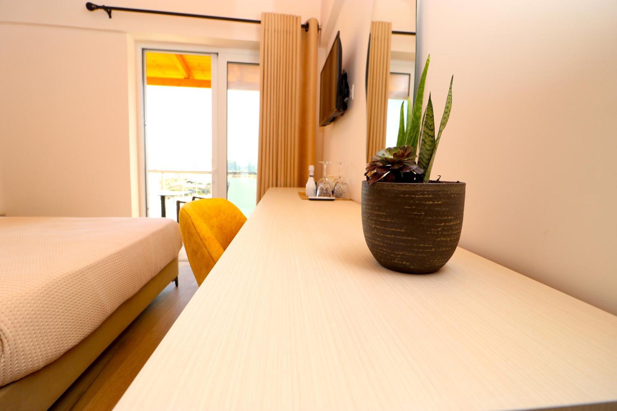 Fegi Rooms Himare Ngoại thất bức ảnh